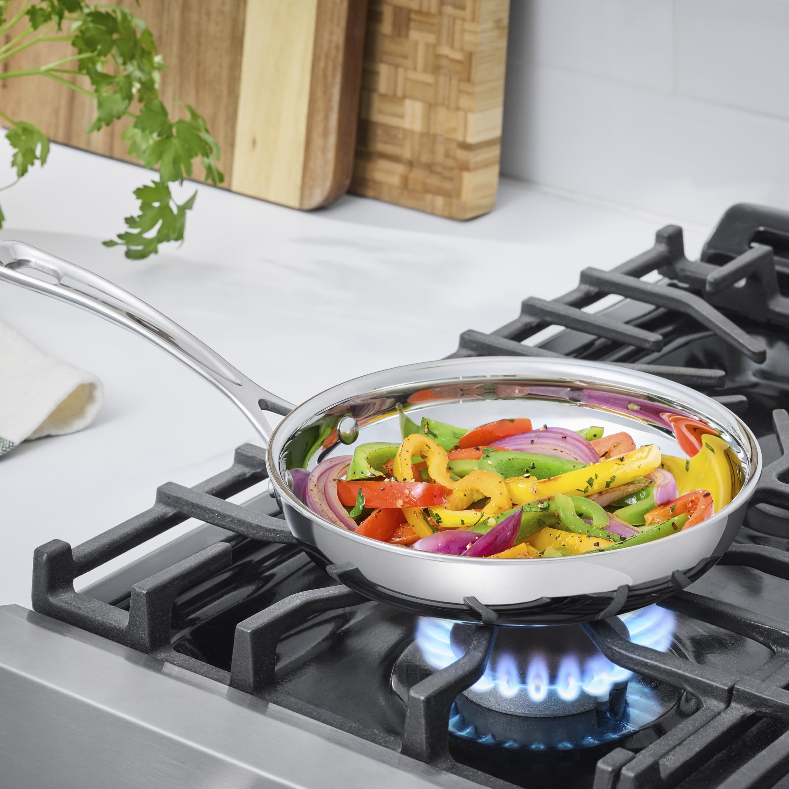 cuisinart-pureclad-triple-ply-8-inch-stainless-steel-skillet-pct22-20 image 3