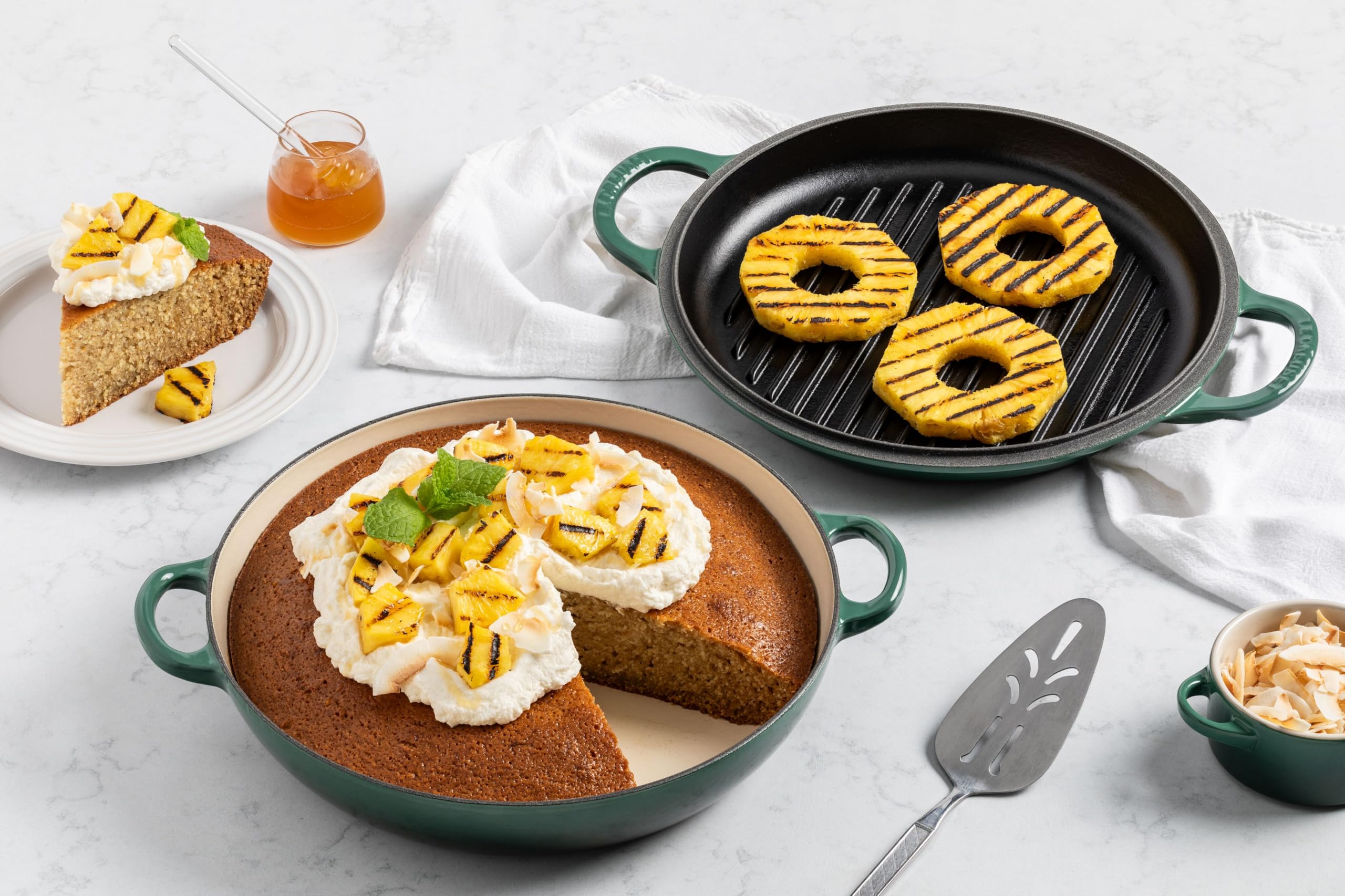 le-creuset-enameled-cast-iron-multifunction-braiser-with-grill-pan-lid-3-5-qt-ar image 3