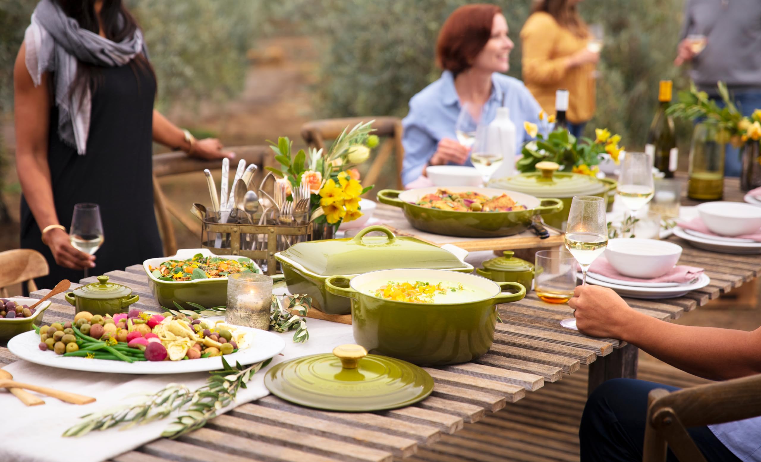 le-creuset-stoneware-heritage-rectangular-covered-casserole-4-qt-olive image 5