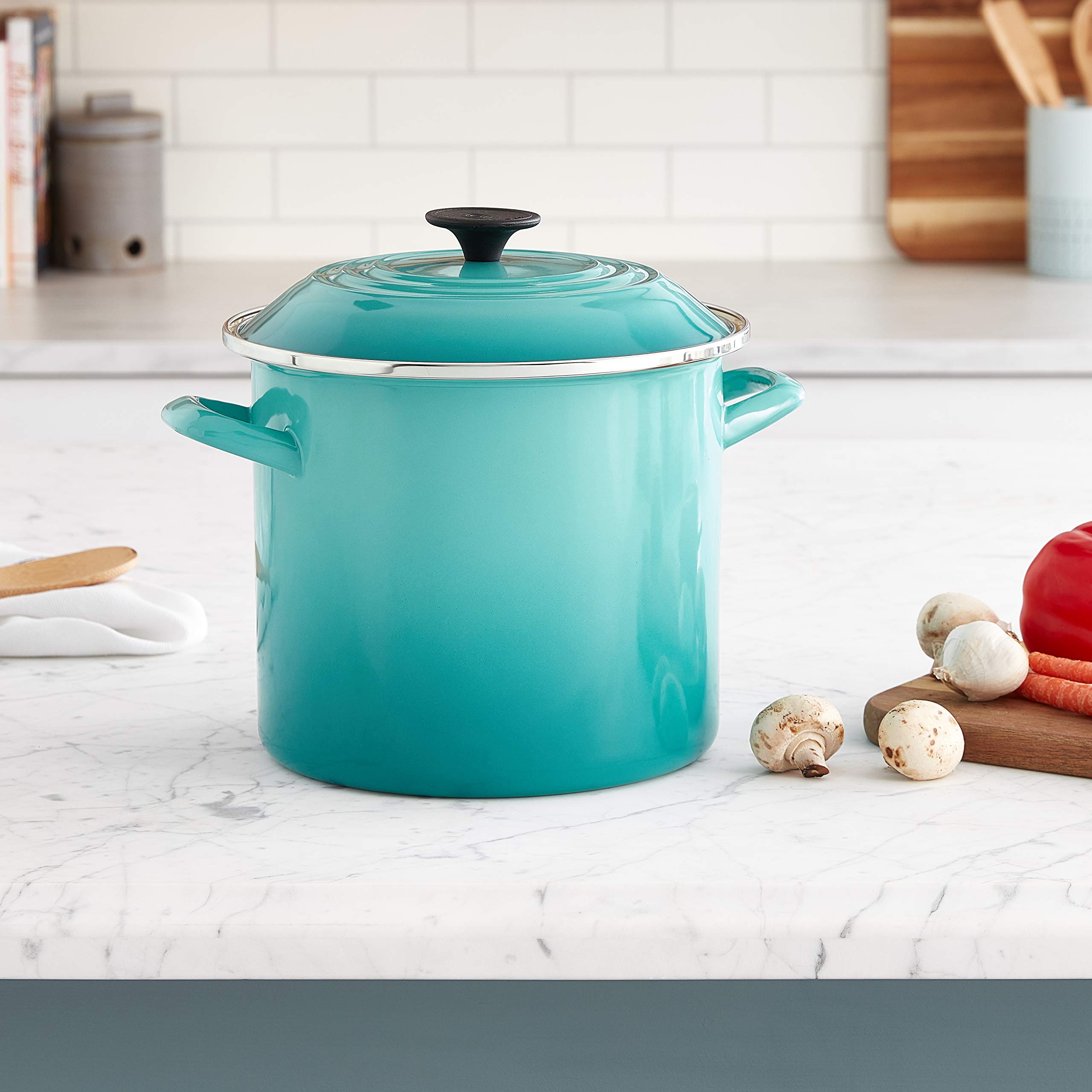 le-creuset-enamel-on-steel-stockpot-8-qt-caribbean image 2