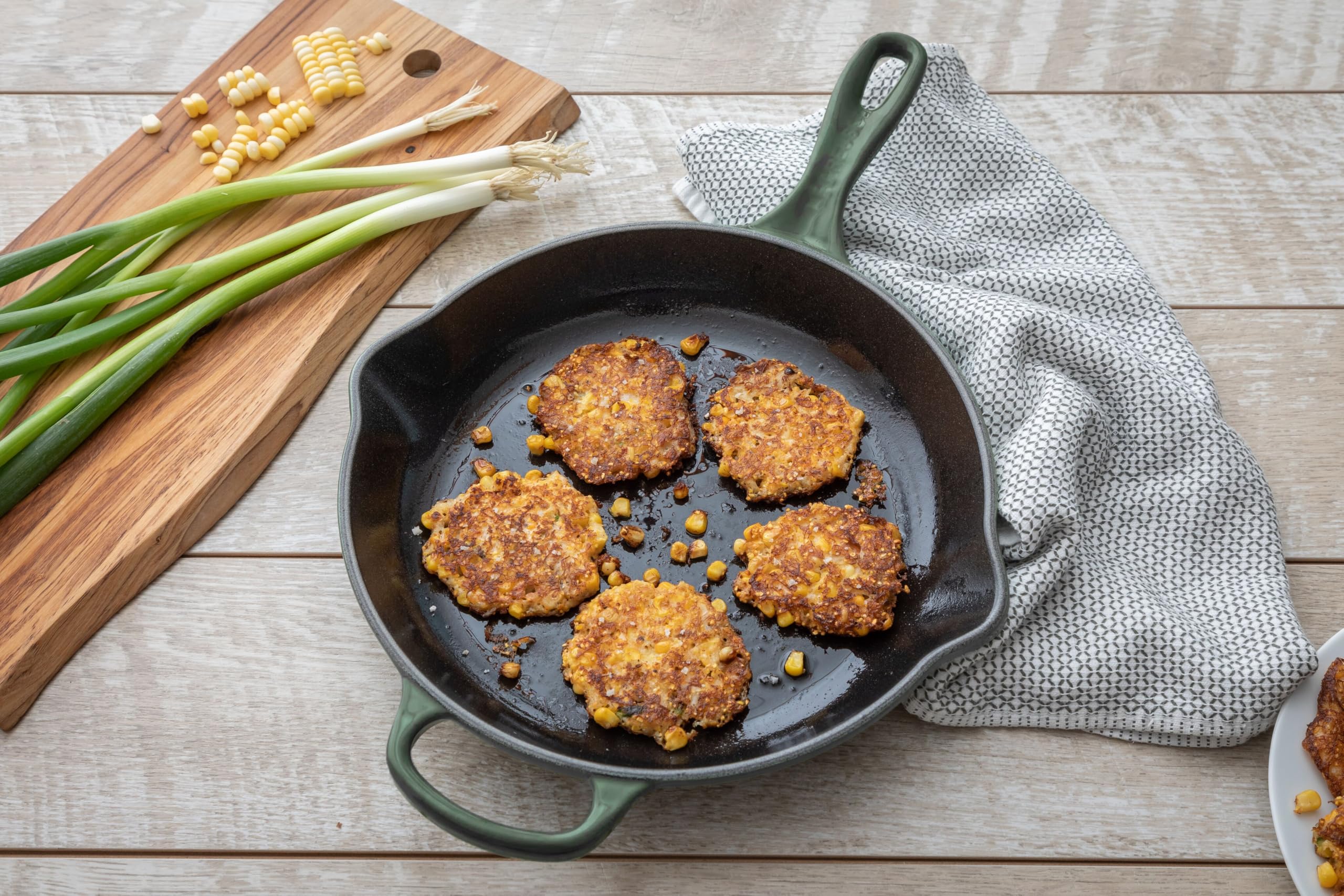 le-creuset-enameled-cast-iron-signature-round-skillet-10-25-olive image 6