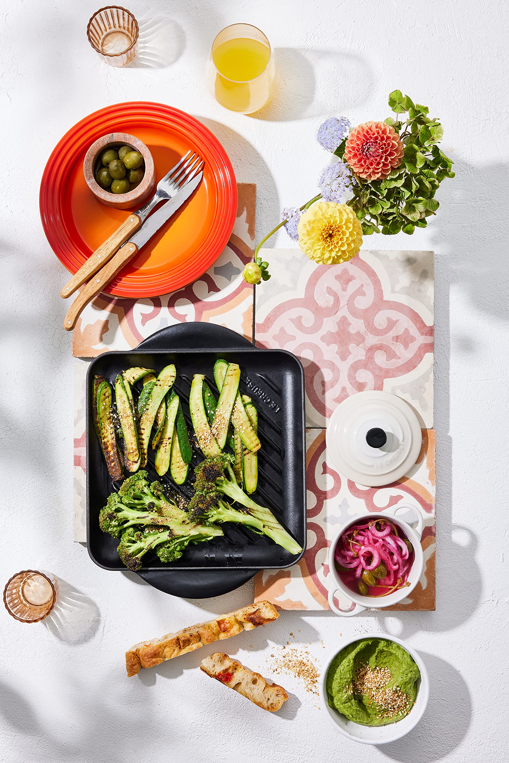 le-creuset-enameled-cast-iron-square-grill-9-5-cerise image 5