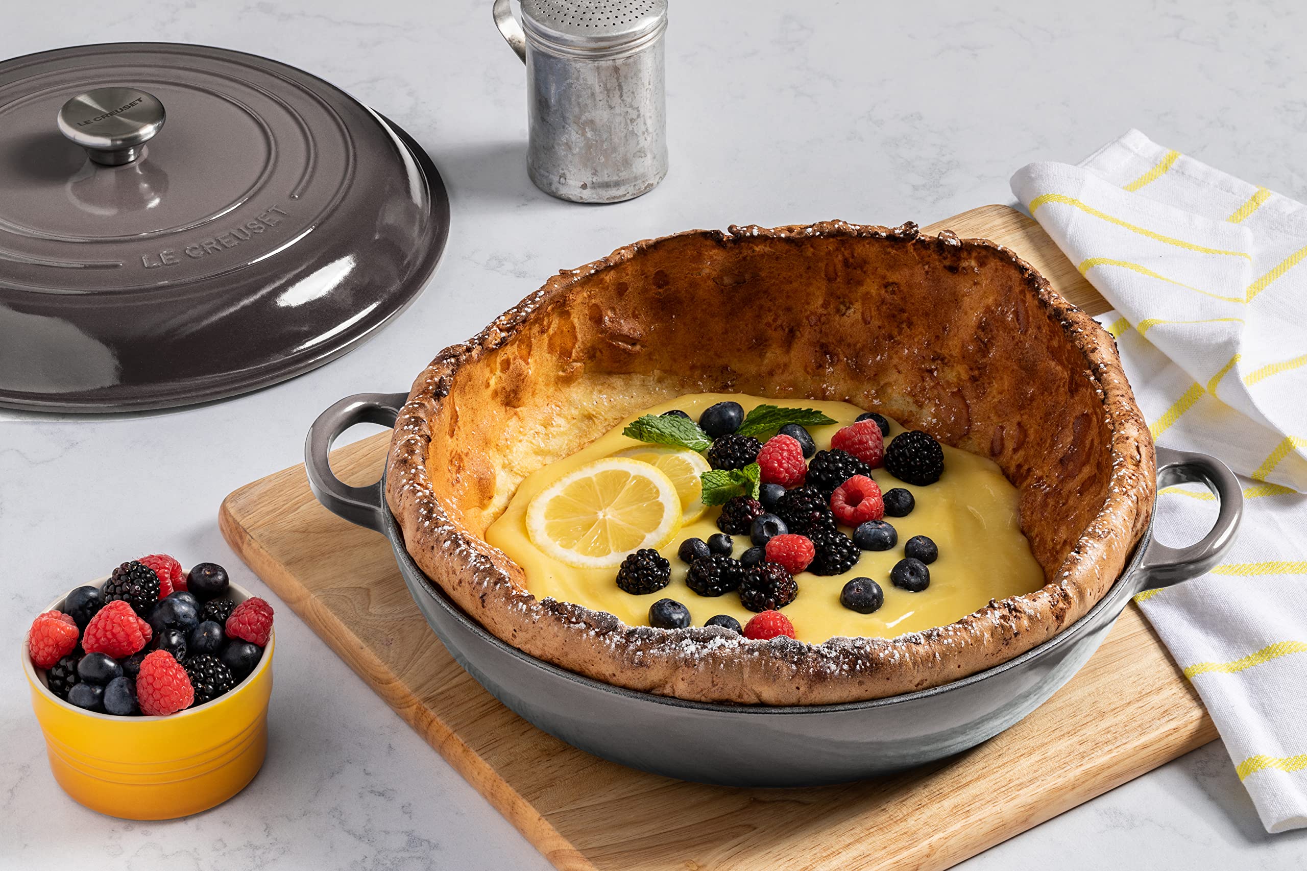 le-creuset-signature-enameled-cast-iron-braiser-1-5-qt image 5