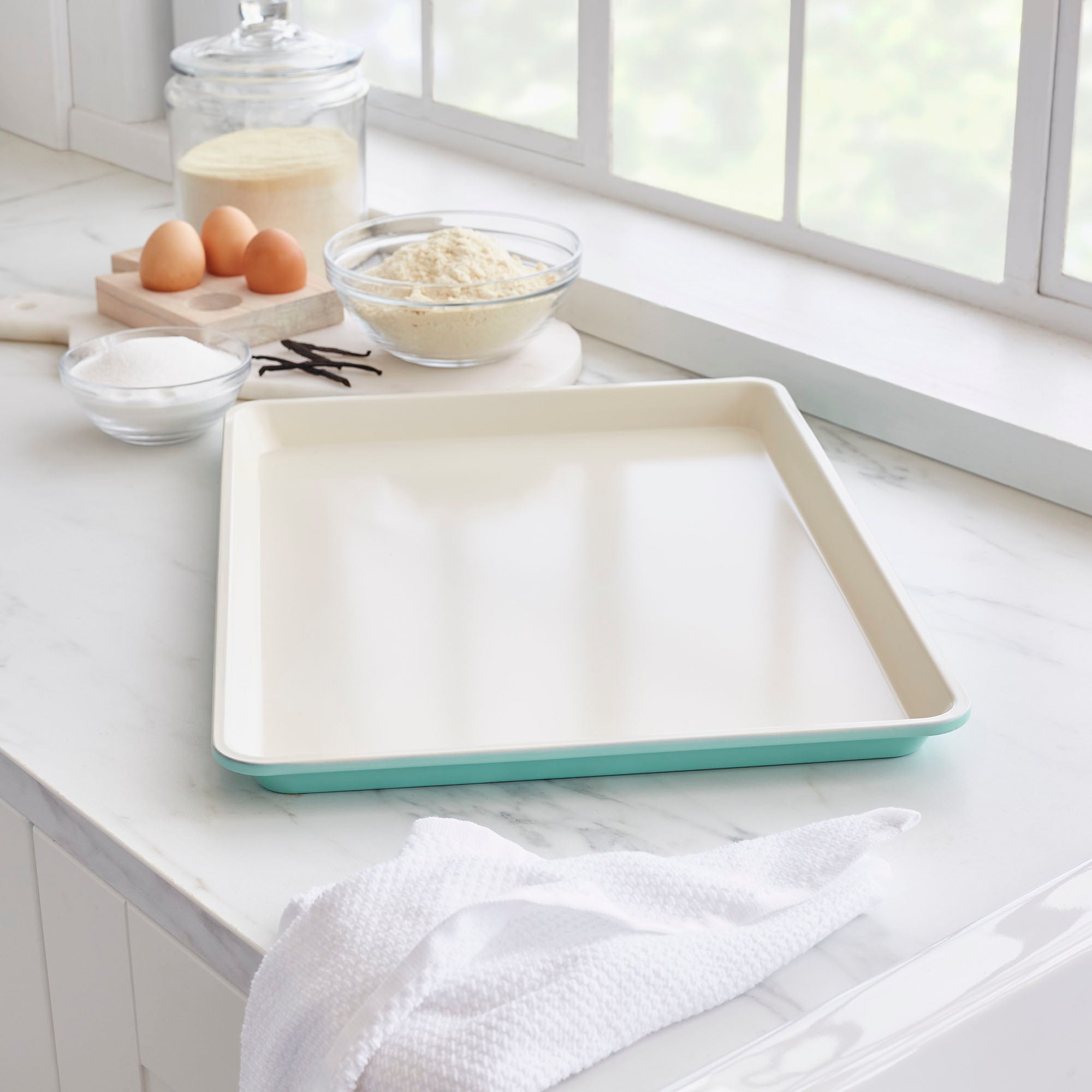 greenlife-18-x-13-inch-cookie-sheet-with-ceramic-nonstick-coating image 1