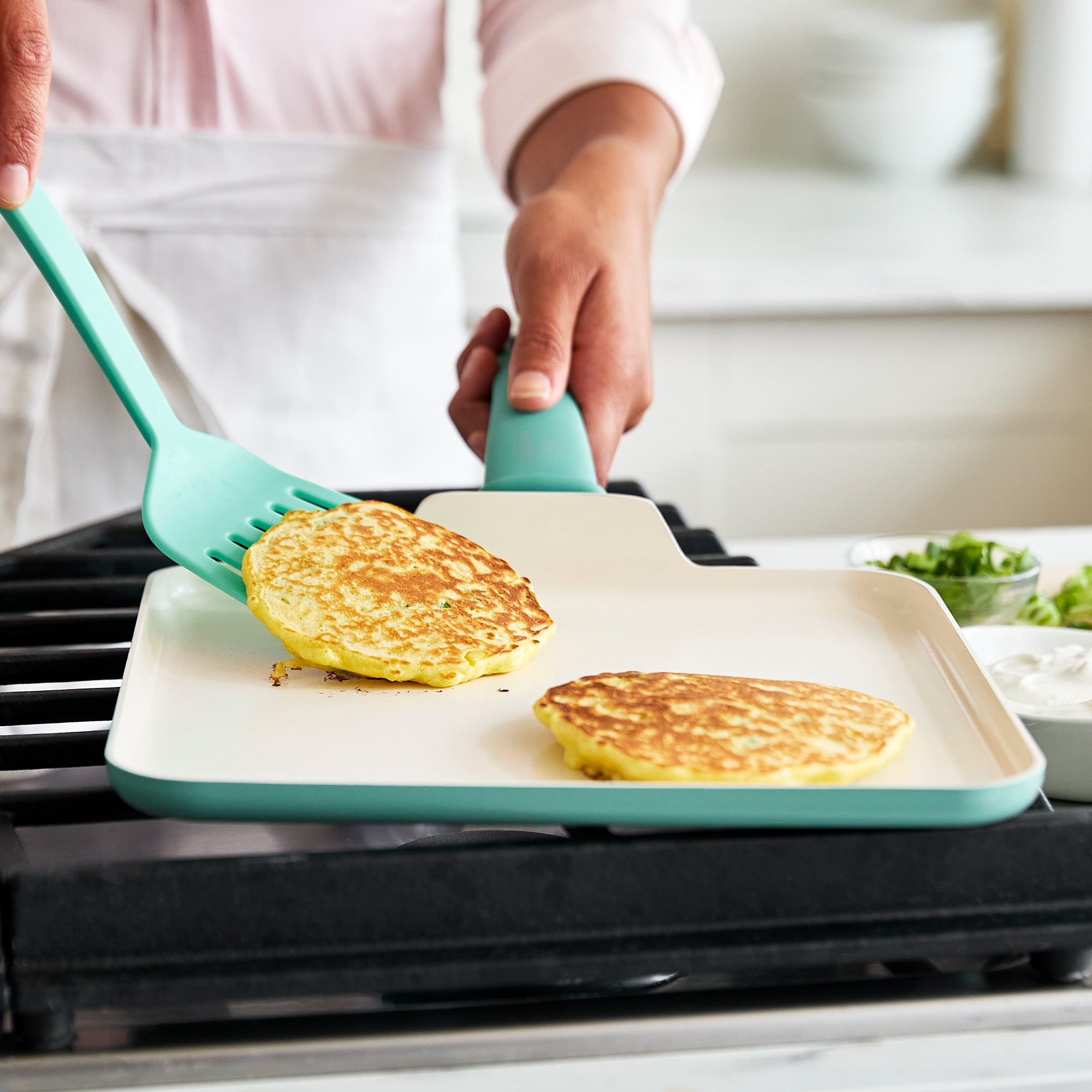 greenlife-soft-grip-griddle-extra-large-ceramic-nonstick image 8