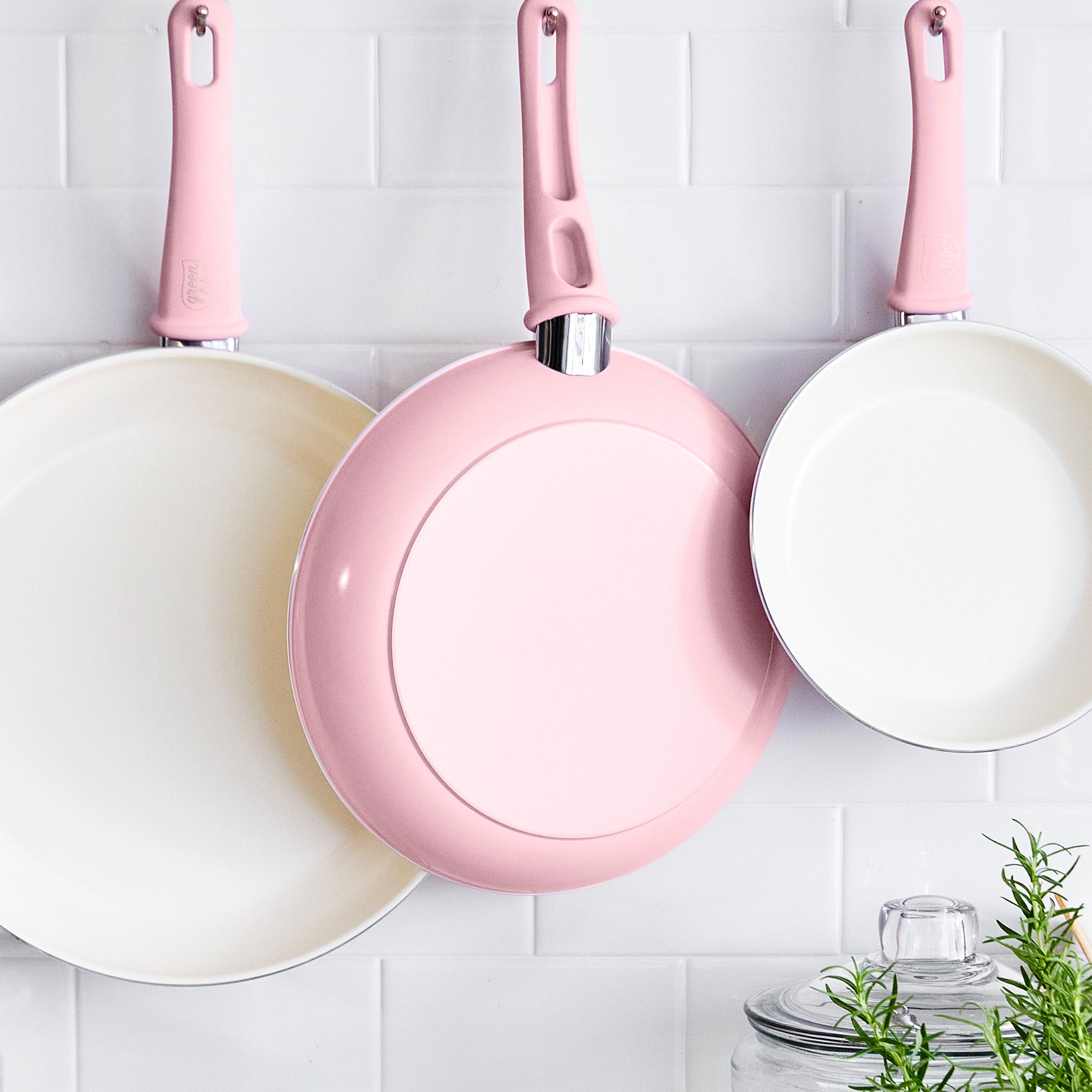 greenlife-soft-grip-8-10-and-12-inch-ceramic-nonstick-frypan-set image 6