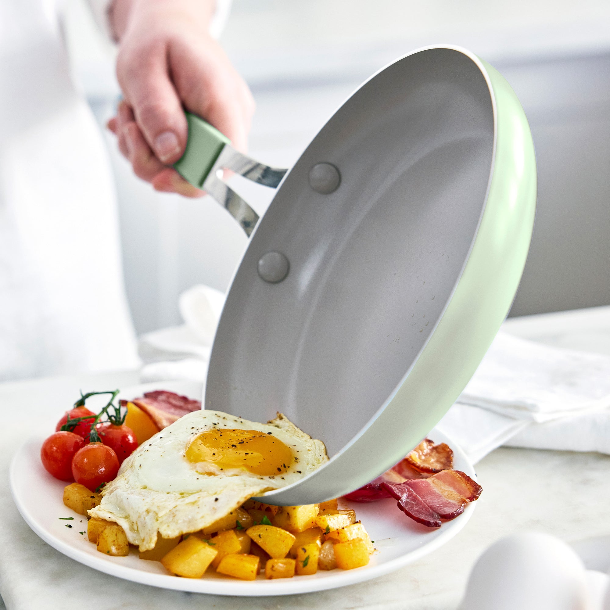 greenlife-dream-8-and-10-inch-frypan-set-pfas-free-ceramic-nonstick-stay-cool-ha image 7
