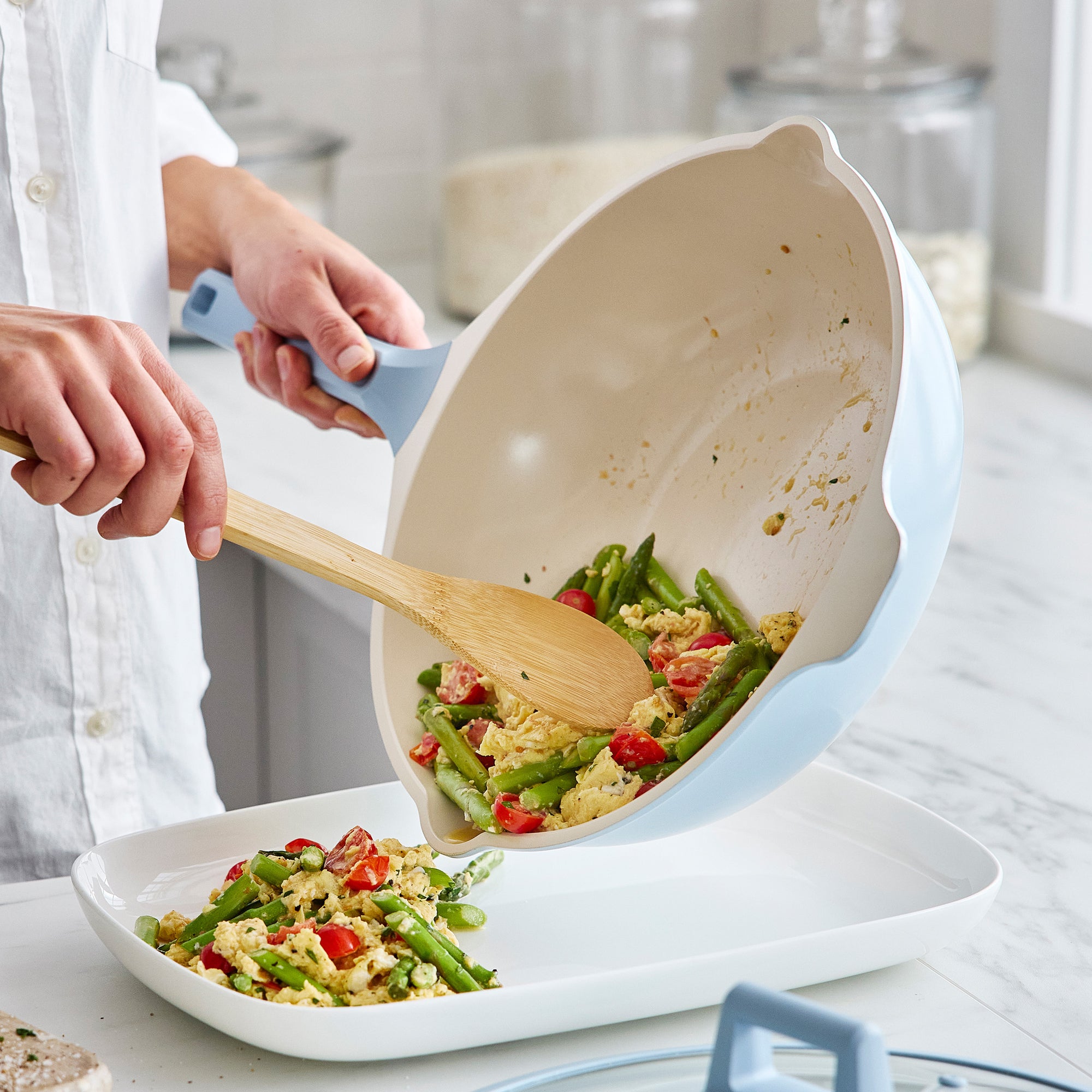greenlife-arte-5-quart-deep-skillet-with-lid-induction-ready-all-in-one-pan image 3
