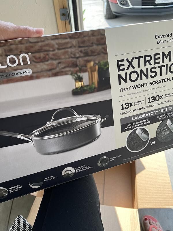 Light and nonstick