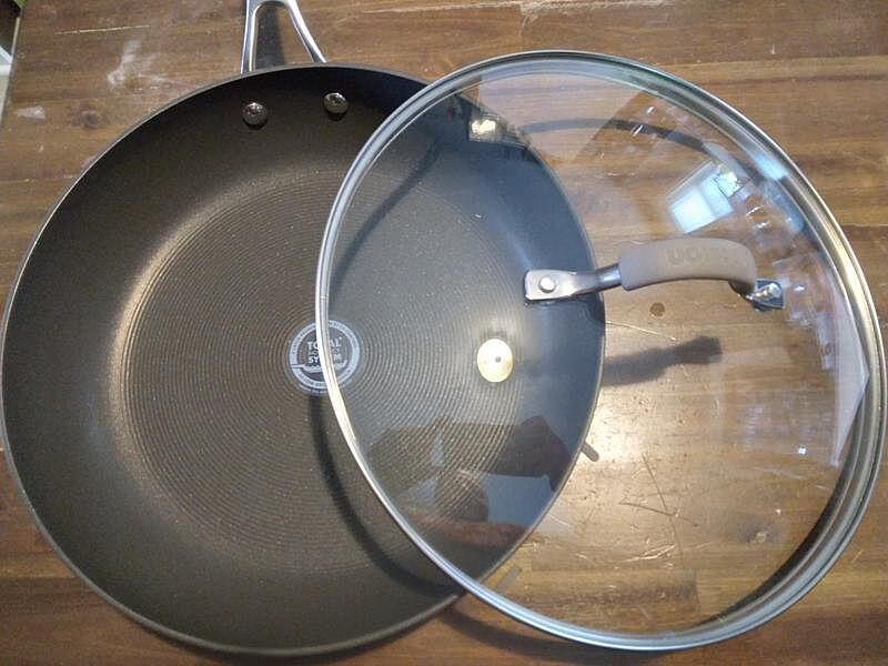 Good but heavy lid